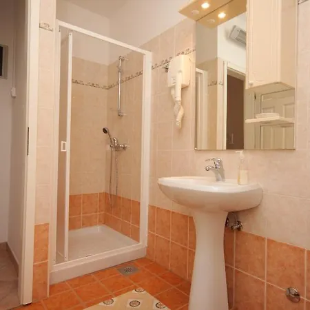 Affittacamere And With Wifi - Porec - 3007