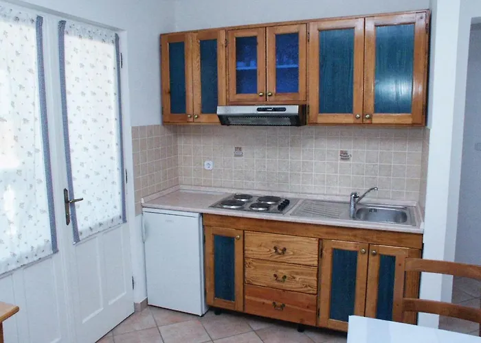 게스트하우스 And With Wifi Vrsar, Porec - 3007 3*