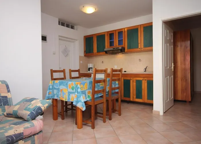 게스트하우스 And With Wifi Vrsar, Porec - 3007 브르사르