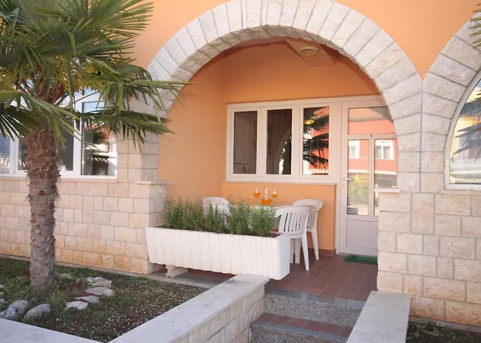 And With Wifi Vrsar, Porec - 3007 게스트하우스