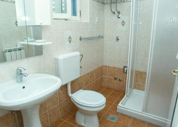 게스트하우스 And With Wifi Vrsar, Porec - 3007 3*