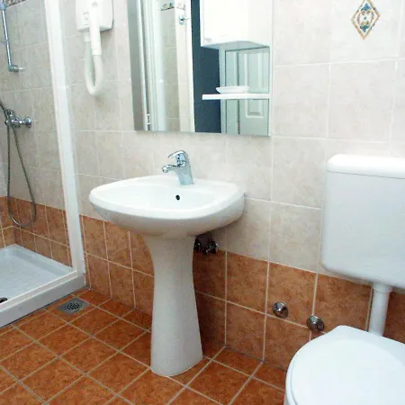 And With Wifi Vrsar, Porec - 3007 Affittacamere 3*